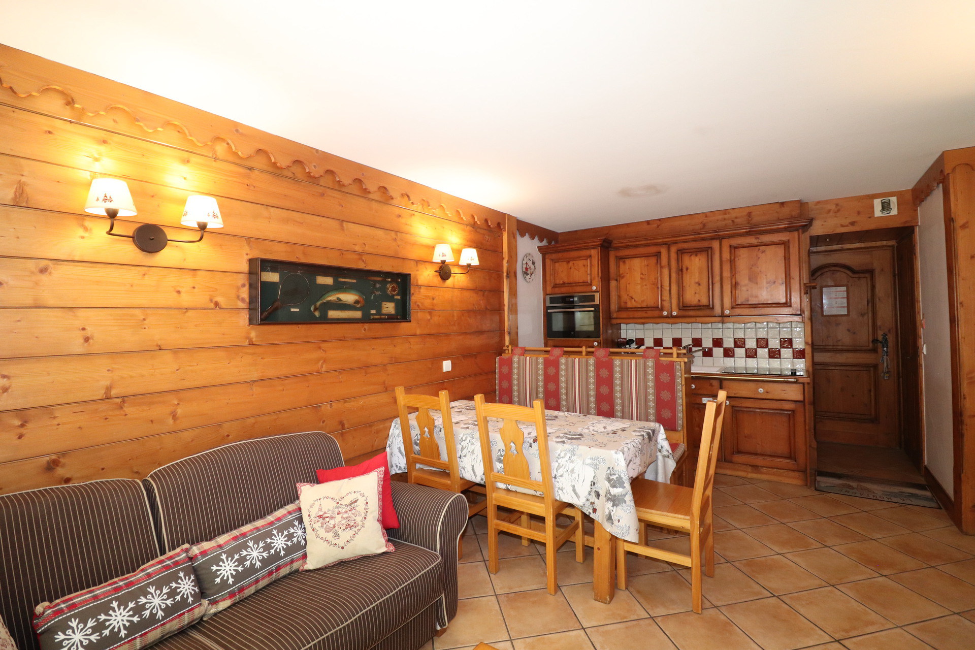 Šestokrevetni apartman TI-EN-B07